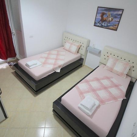 Andy Apartments Саранда Экстерьер фото