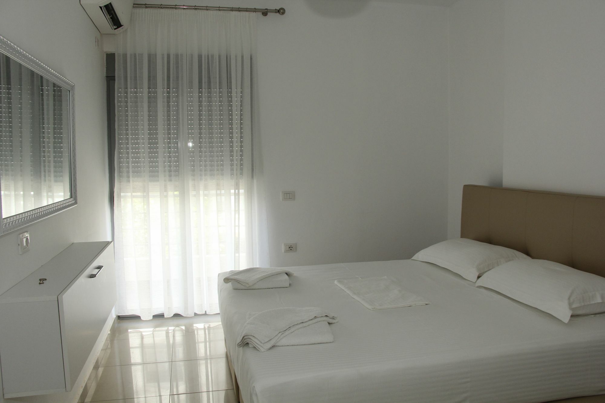 Andy Apartments Саранда Экстерьер фото