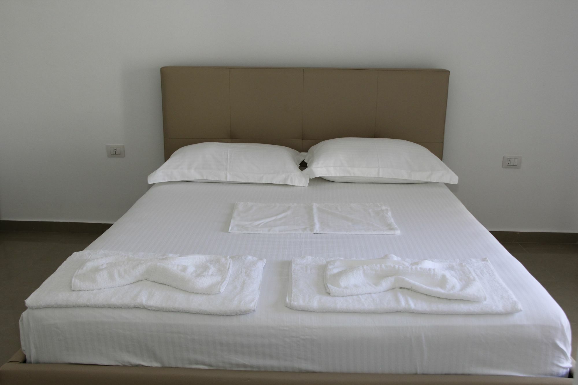 Andy Apartments Саранда Экстерьер фото