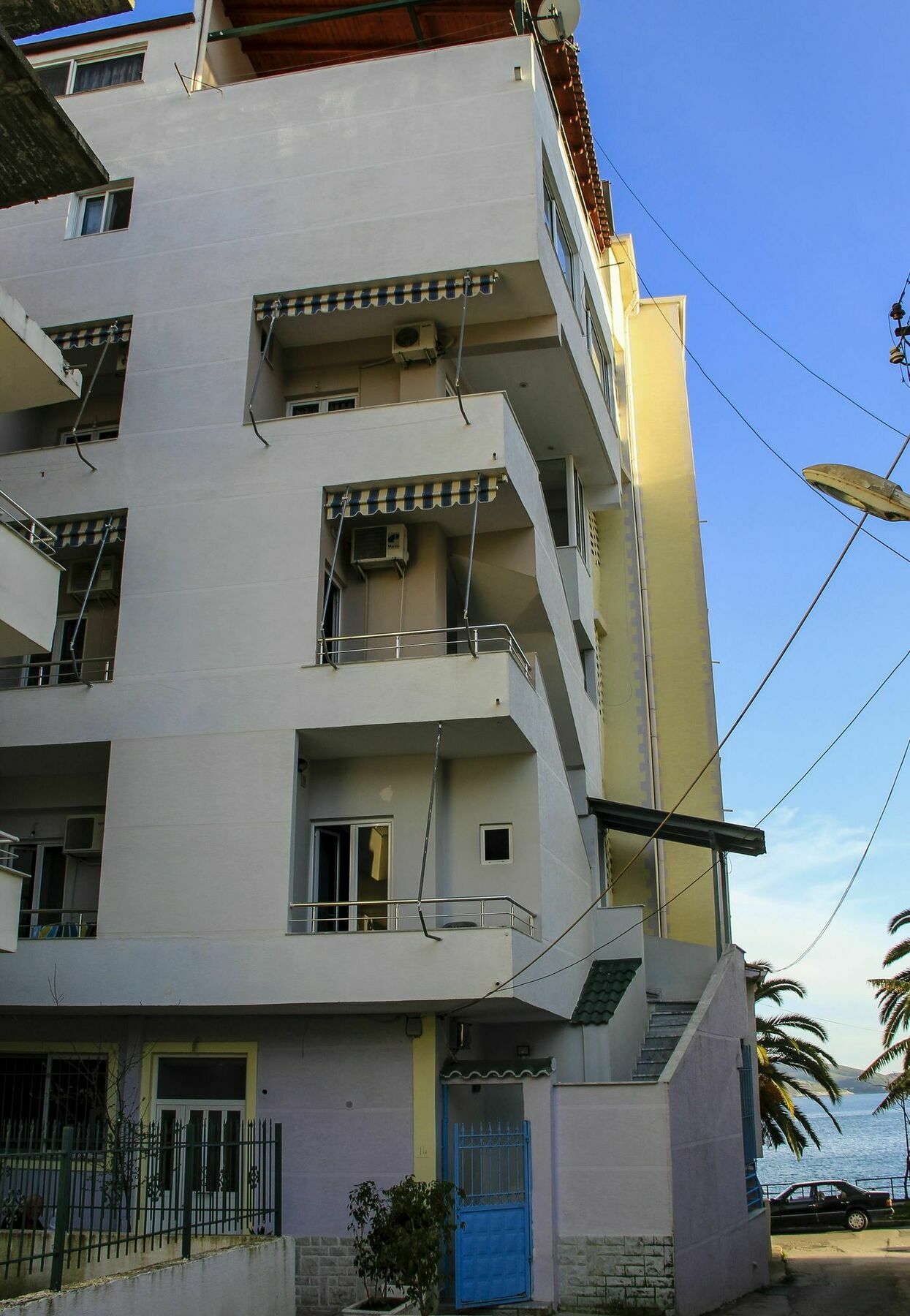 Andy Apartments Саранда Экстерьер фото